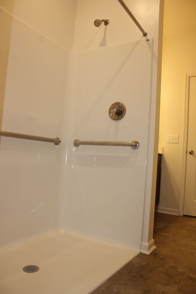 Building Photo - 2 Bed 2 Bath Condo for Rent