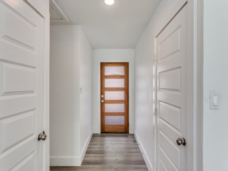 Building Photo - 3821 Horizon Pl