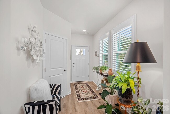 Building Photo - 420 Quartz Hl Wy