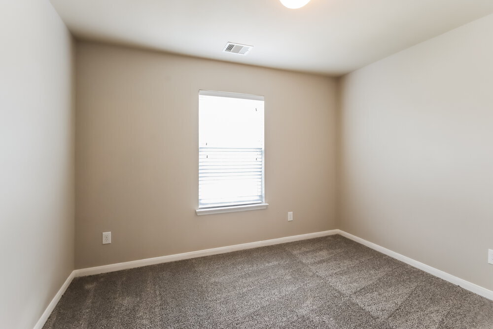 Building Photo - 18706 Walden Glen Cir