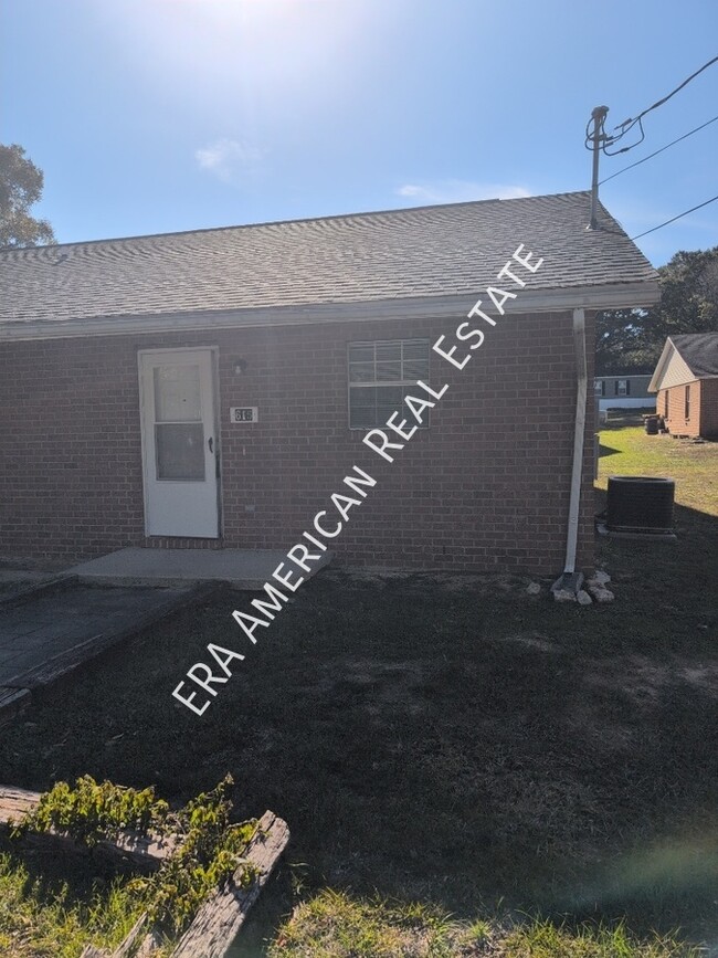Primary Photo - 615 Edney Ave E