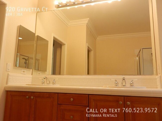 Building Photo - 920 Grivetta Ct