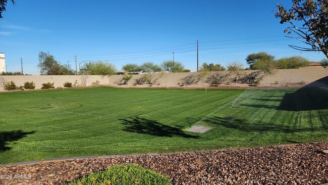 Building Photo - 2934 E Augusta Ave