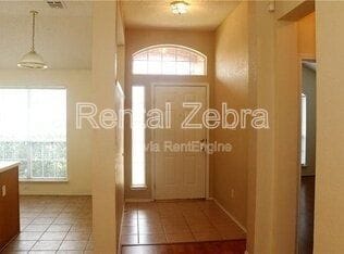 Building Photo - 830 Orian Dr