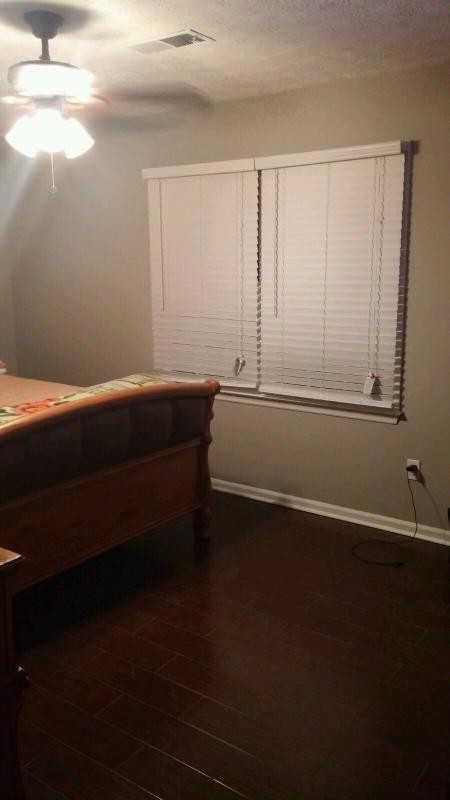 Building Photo - 403 Leary Ct