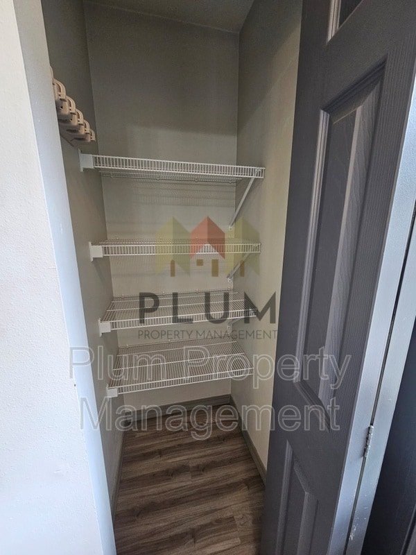 Building Photo - 1314 Bulwer St