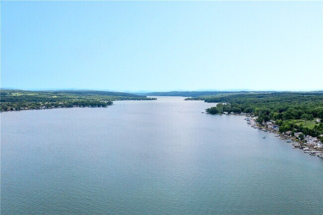 Building Photo - 4027 Graywood N