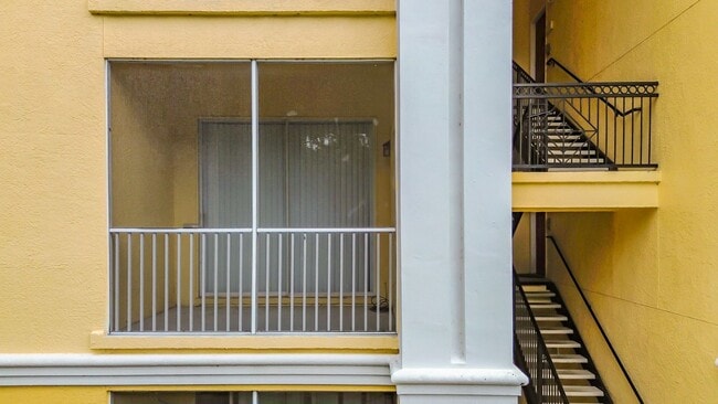 Building Photo - NEWLY RENOVATED 2-Bdrm Condo in Visconti's...