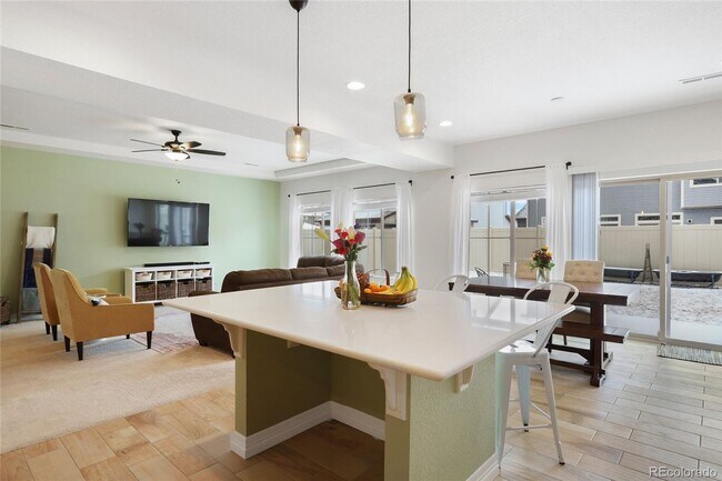 Building Photo - Beautiful 4 Bedroom Home in First Creek Av...
