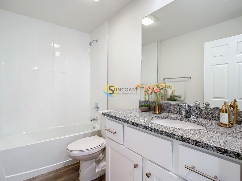 Building Photo - 11399 Poplin Ave