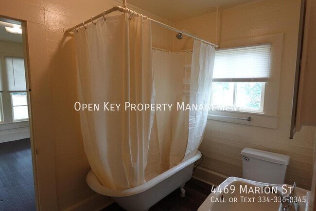 Building Photo - 4469 Marion St