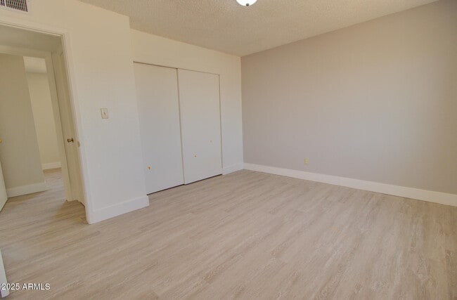 Building Photo - 518 W Battaglia Rd