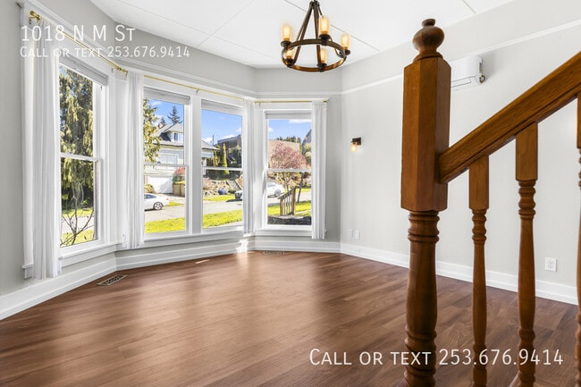 Building Photo - 1018 N M St