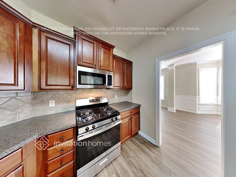 Building Photo - 5156 Lakerock Dr SW
