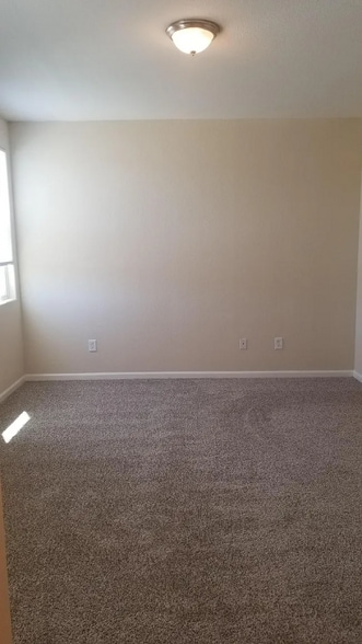 Building Photo - 2806 Tourbrook Way