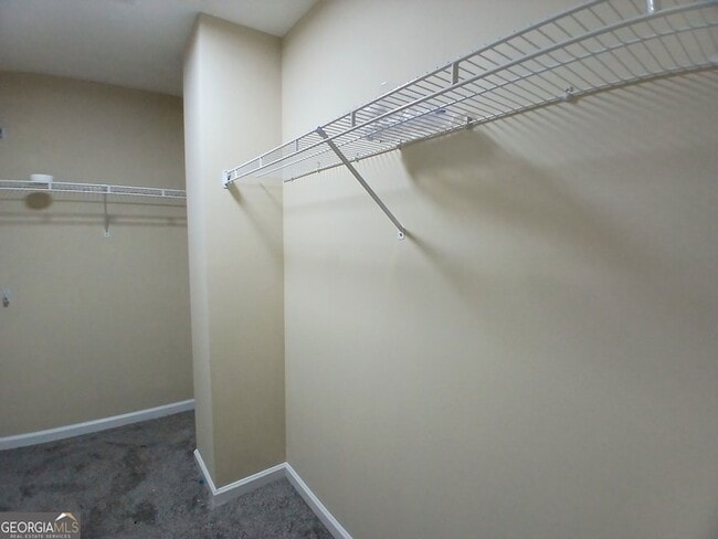 Building Photo - 4761 Habersham Way SE