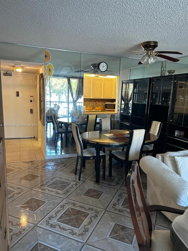 Building Photo - 3821 Environ Blvd