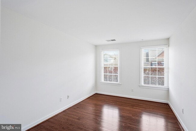 Building Photo - 7720 Spoleto Ln