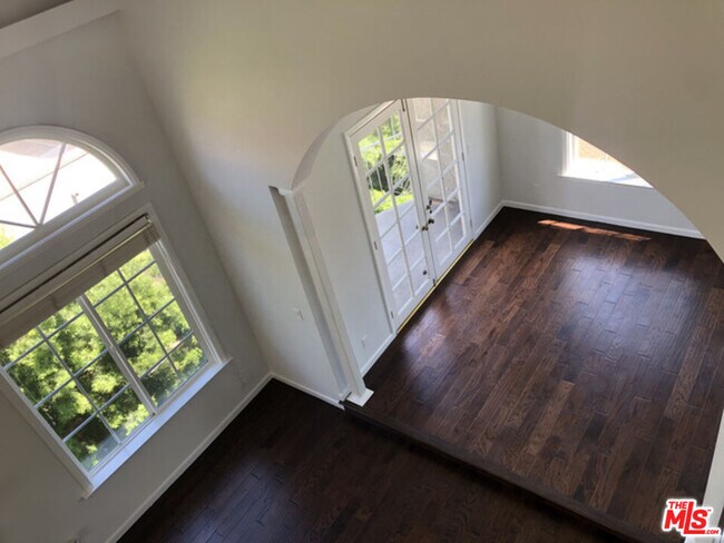 Building Photo - 1406 Camden Ave