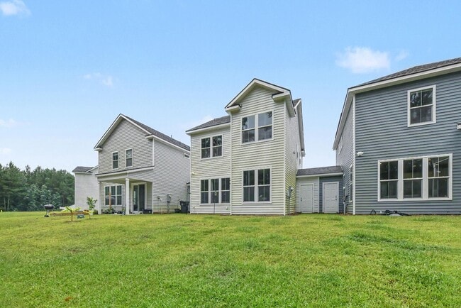 Building Photo - 341 Chapman Cir