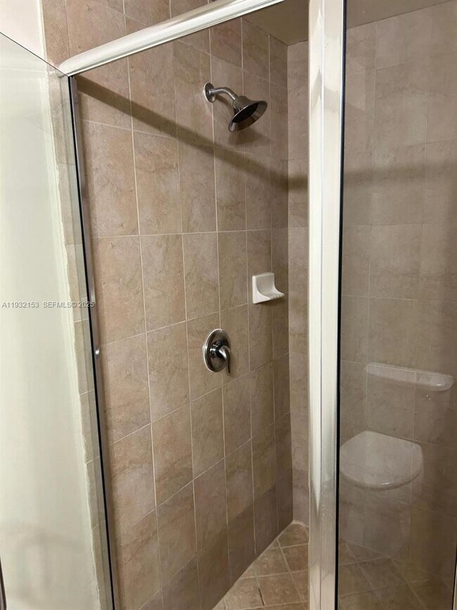 Building Photo - 9360 SW 170th Passage