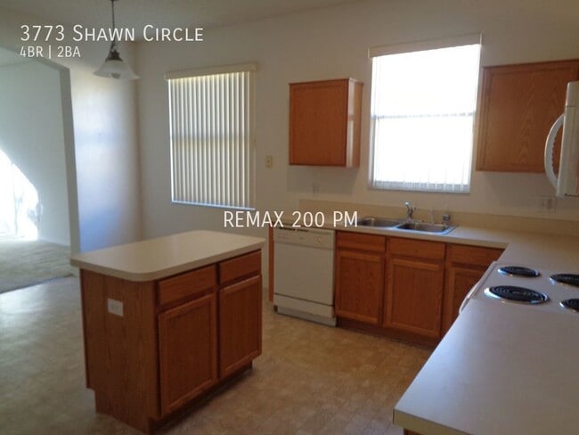 Building Photo - 3773 Shawn Cir