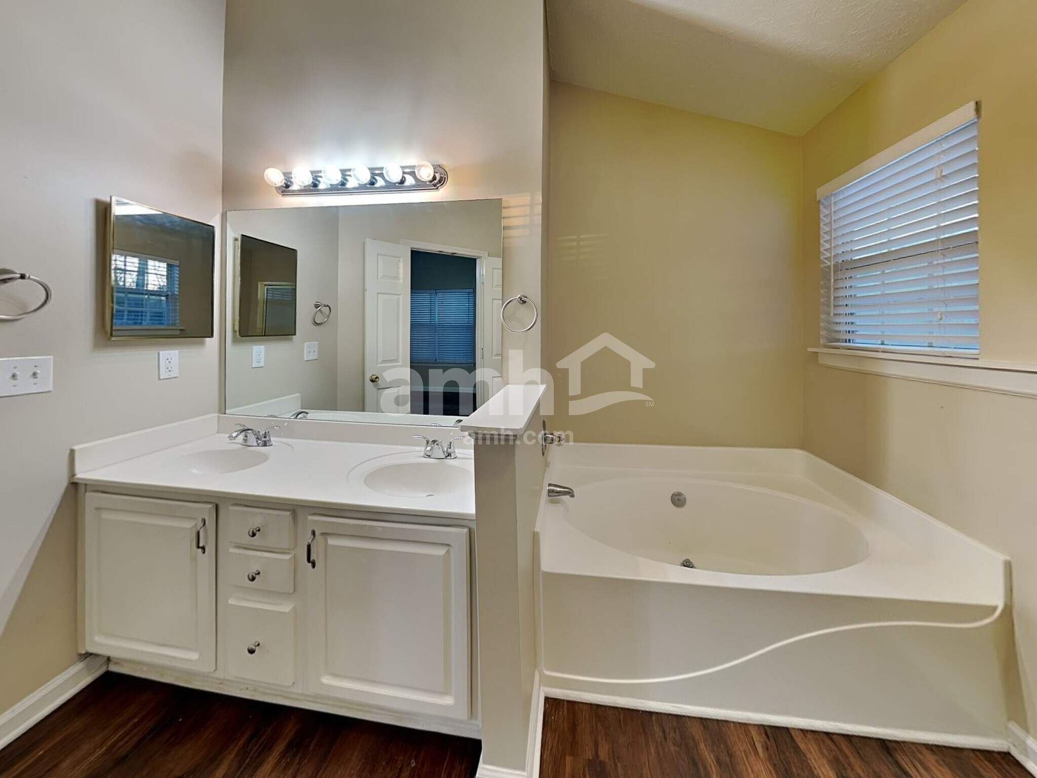 Building Photo - 3533 Shortleaf Run