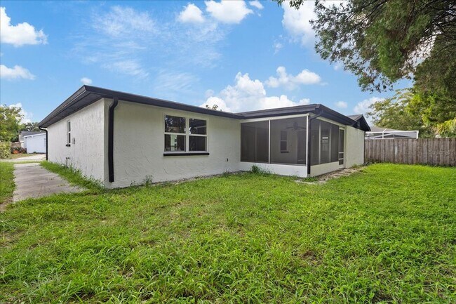 Building Photo - 7105 King Arthur Dr