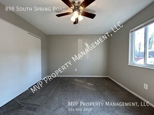 Building Photo - Beautiful 2 bedroom 1 Bath All Electric ap...