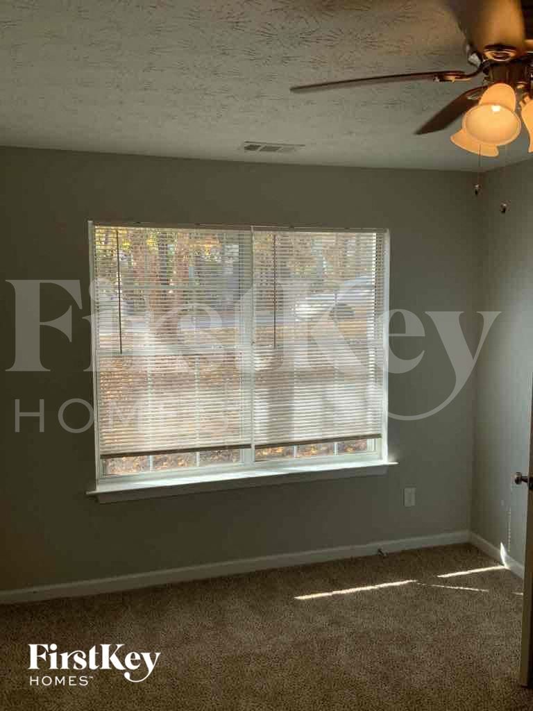 Building Photo - 7072 Shenandoah Trail