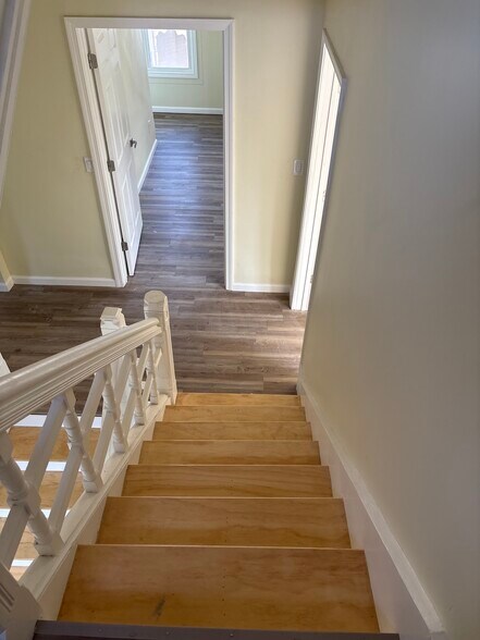 Building Photo - 205 Saint James Ave