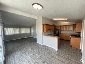 Building Photo - 3 Bedroom 1.5 Bath House in West Lafayette