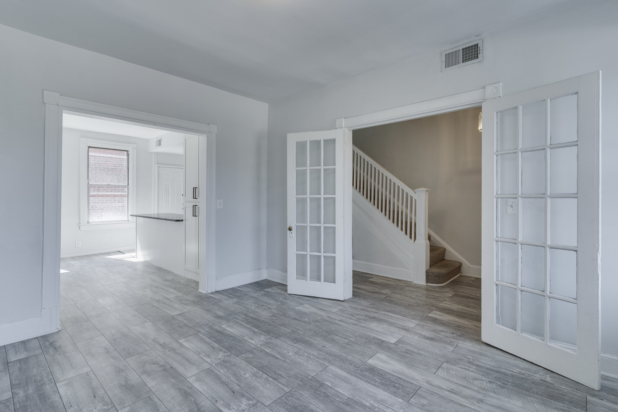 Building Photo - 710 Columbia Rd NW