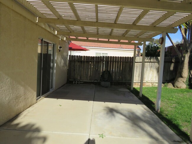 Building Photo - Single Story Orcutt Home In Woodmere Villas