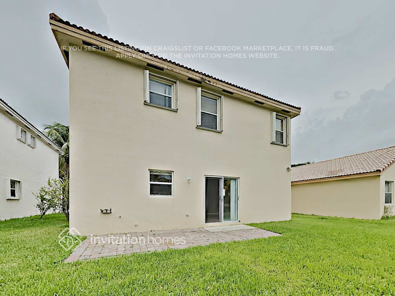 Building Photo - 1382 SW 106th Ave