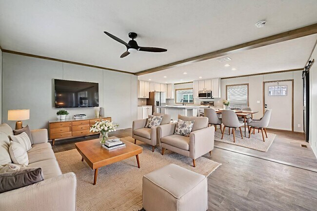 Building Photo - 1602 Swallowtail Dr