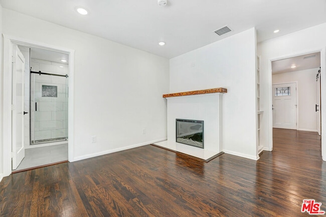 Building Photo - 13143 Bloomfield St