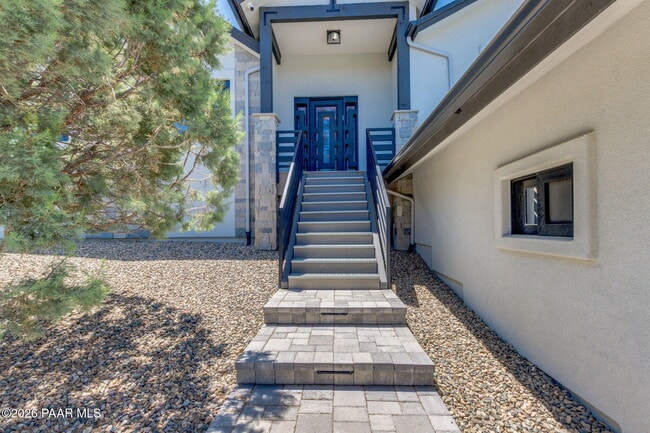 Building Photo - 1020 Sunrise Blvd