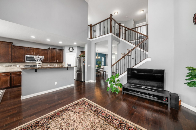 Building Photo - 6138 Longwood Dr