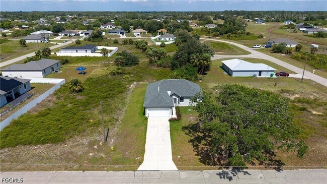 Building Photo - 3013 Adcock Dr