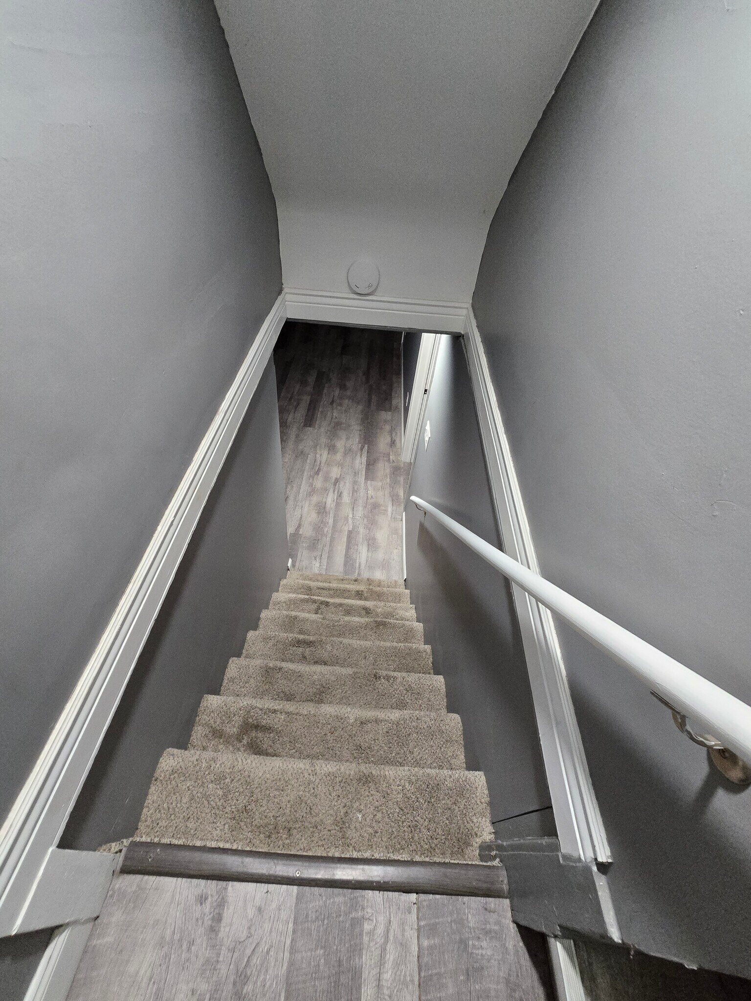 Building Photo - 1056 Geers Ave