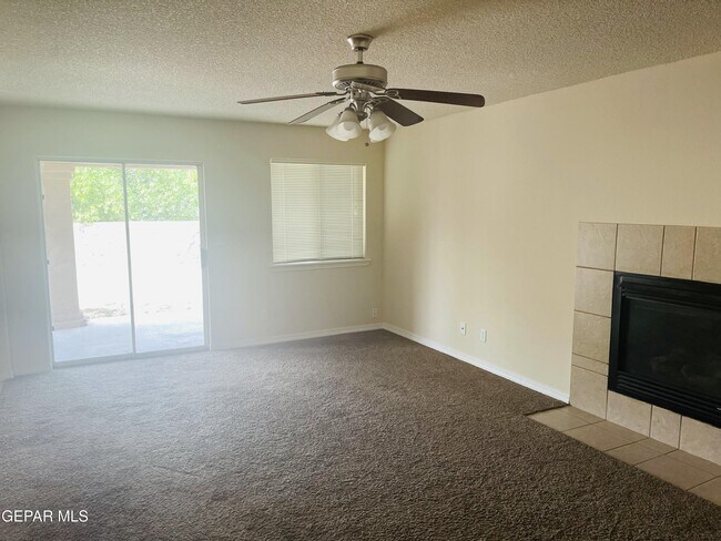 Building Photo - 1513 Prickley Pear Dr