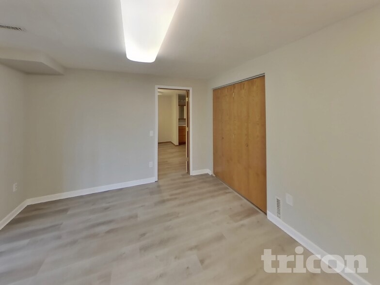 Building Photo - 12917 Avante Dr NW