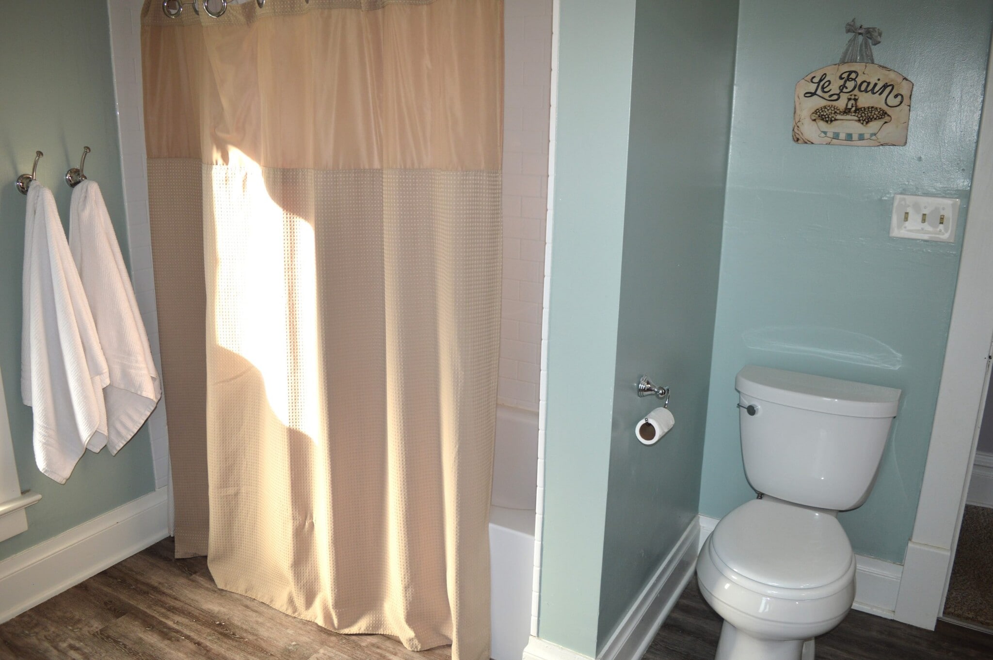 Building Photo - 1301 2nd St