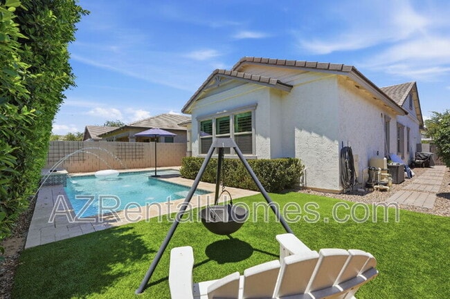 Building Photo - 3429 E Pinto Dr