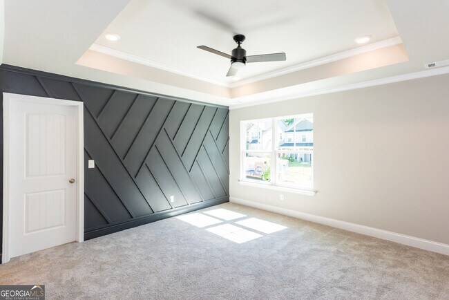 Building Photo - 3352 Landings S Dr SW