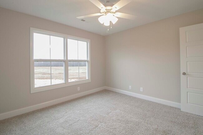 Building Photo - 2074 Ireland Wy