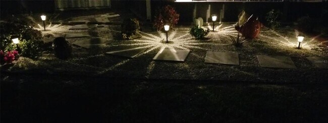 Building Photo - 22497 Glen Ave