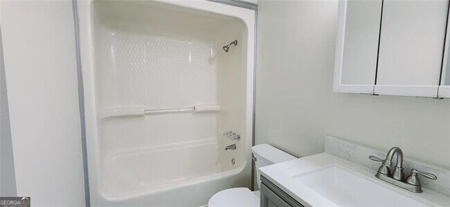 Building Photo - 1837 Access Rd