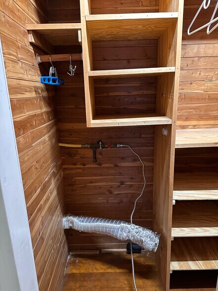 Building Photo - 30 Mabbett St